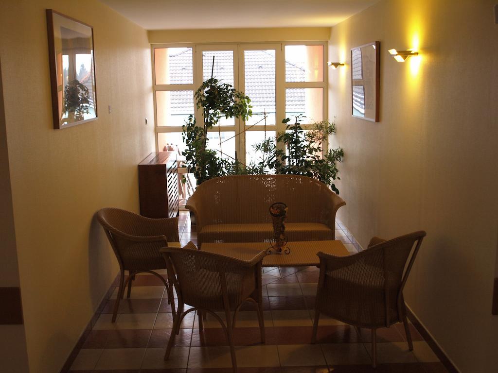 Marben Panzió Hegykő Exterior foto