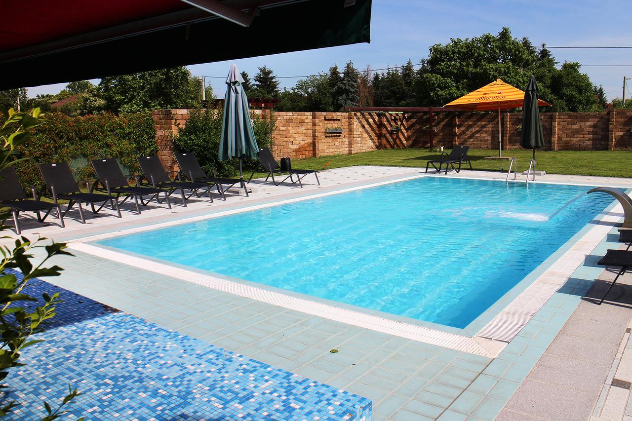 Marben Panzió Hegykő Exterior foto